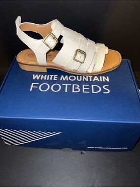 White Mountain White Leather Buckle Fisherman Sandal